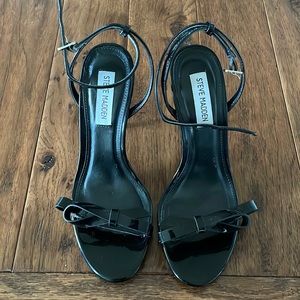 Steve Madden Bradshaw Black Heel
